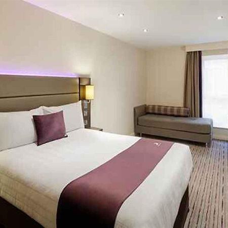 Premier Inn Peterborough City Centre Bagian luar foto