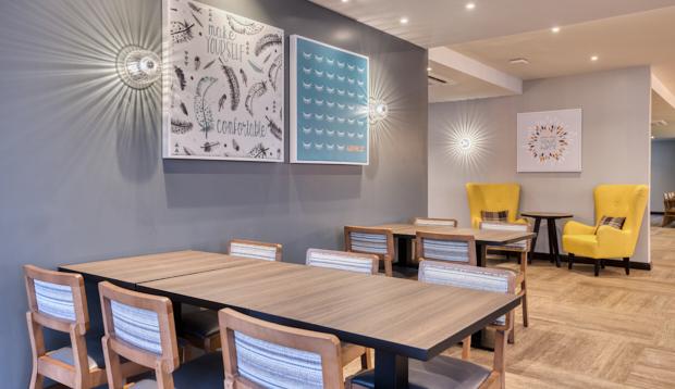 Premier Inn Peterborough City Centre Bagian luar foto